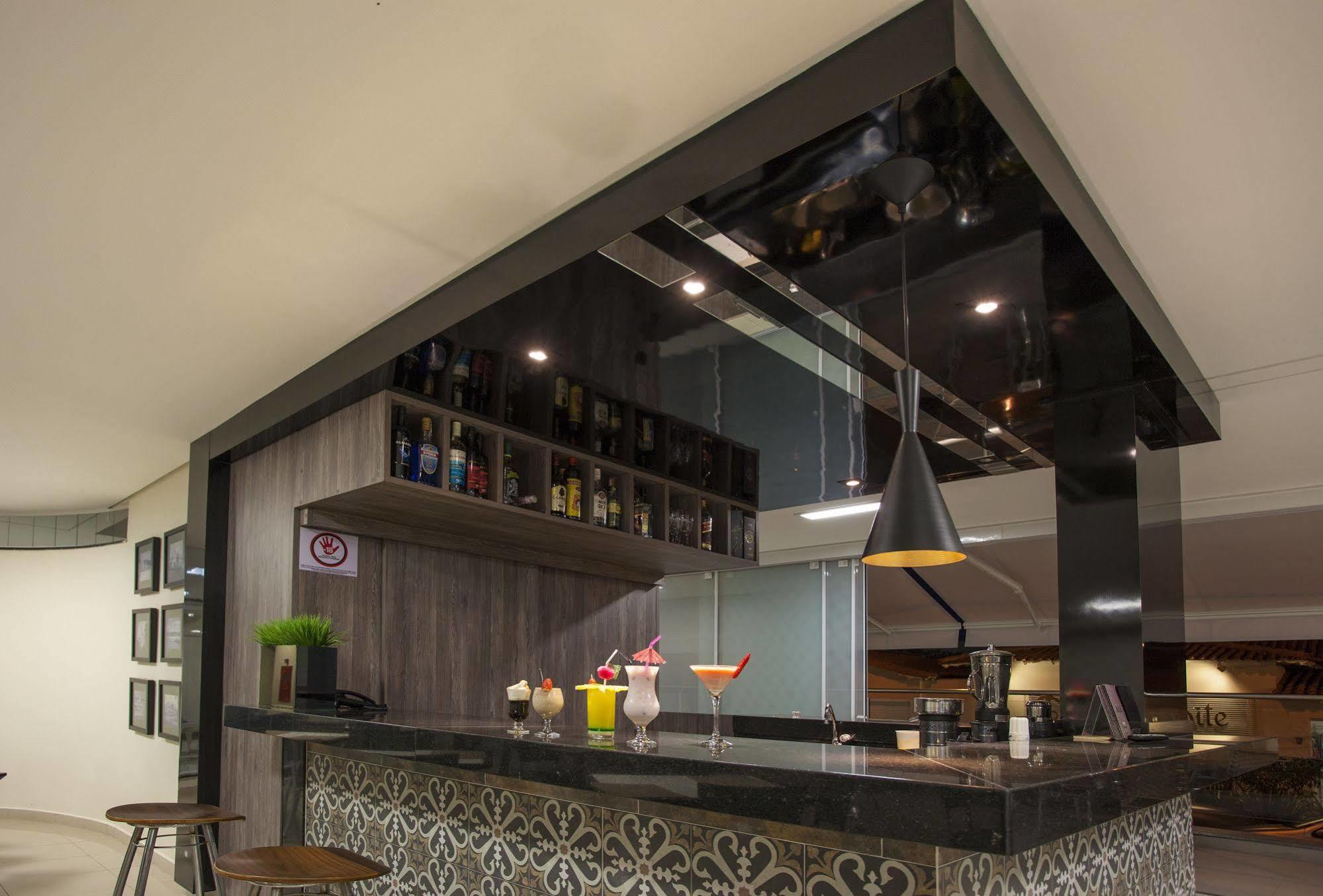 Estoril Hotel 3*