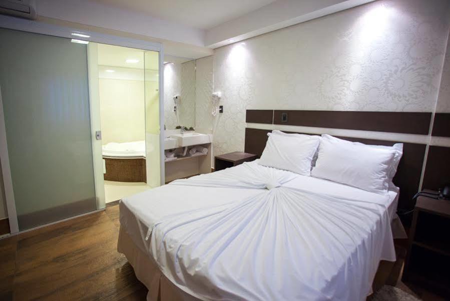 Estoril Hotel Marilia